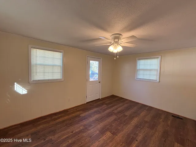 $1,450 | 2474 Quewhiffle Road, Aberdeen, NC 28315