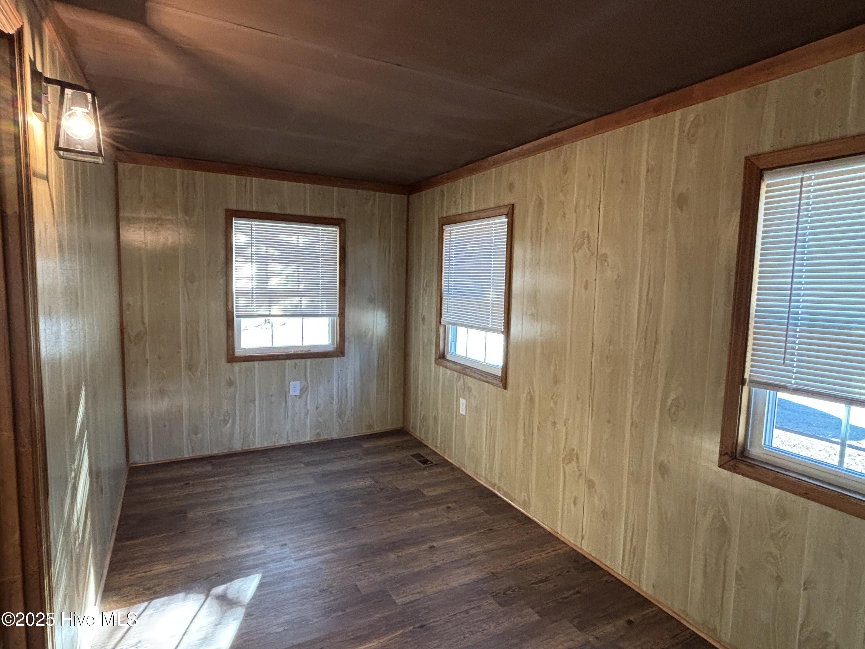 2474 Quewhiffle Road Aberdeen, NC 28315 - Photo 10 of 11 Flex Room