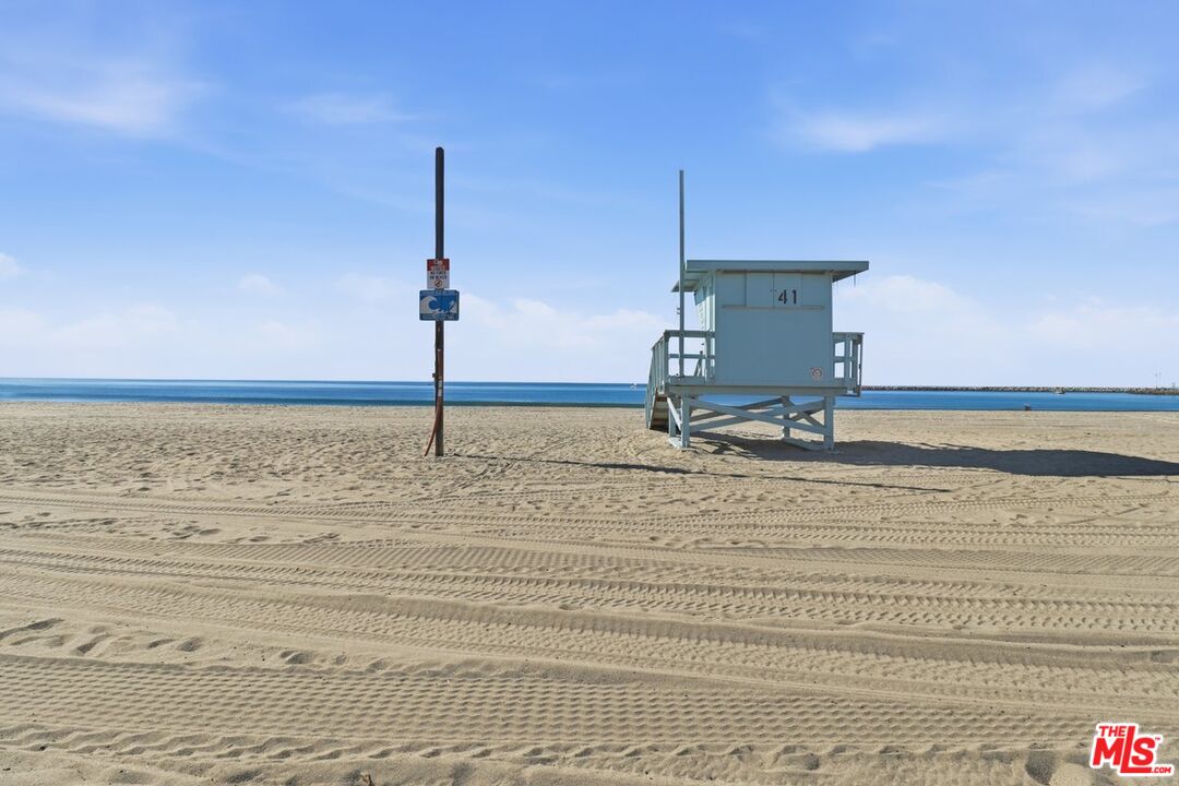 6400 Pacific Avenue, Unit 304 Playa del Rey, CA 90293 - Photo 1 of 56