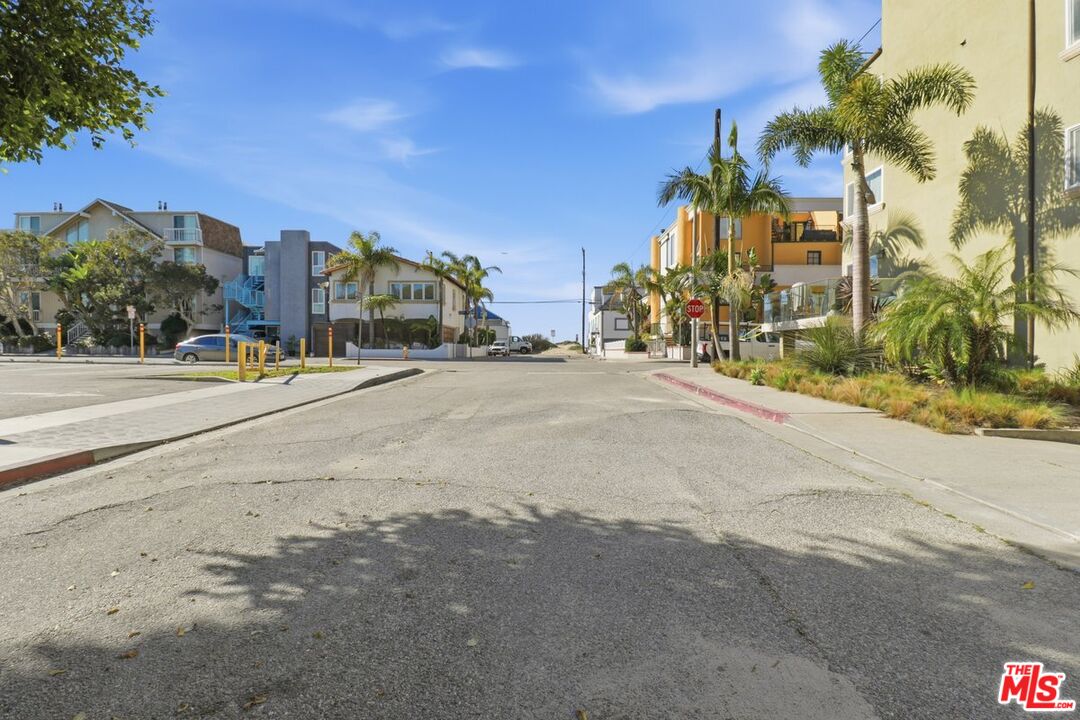 6400 Pacific Avenue, Unit 304 Playa del Rey, CA 90293 - Photo 27 of 56