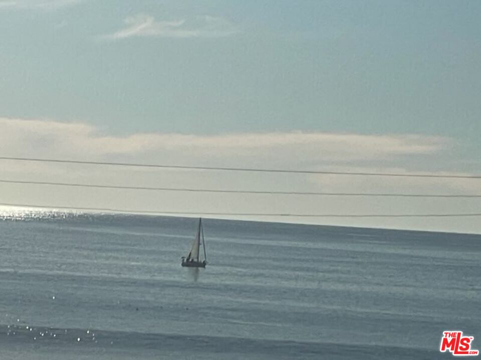 6400 Pacific Avenue, Unit 304 Playa del Rey, CA 90293 - Photo 3 of 56