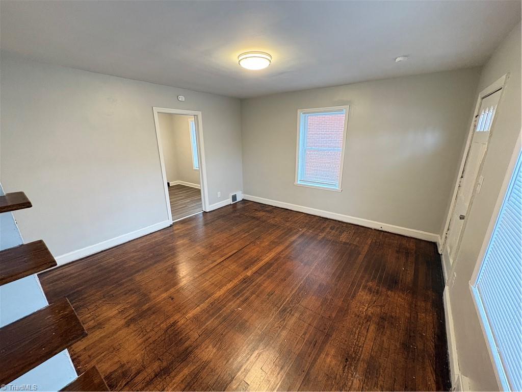 711 Chestnut Drive, Unit B High Point, NC 27262 - Photo 3 of 9