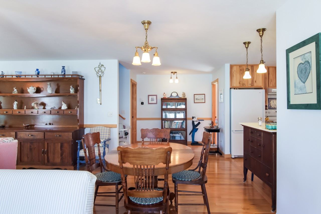 6895 East Birch Point Road Traverse City, MI 49684 - Photo 13 of 43 1861118-12.JPG