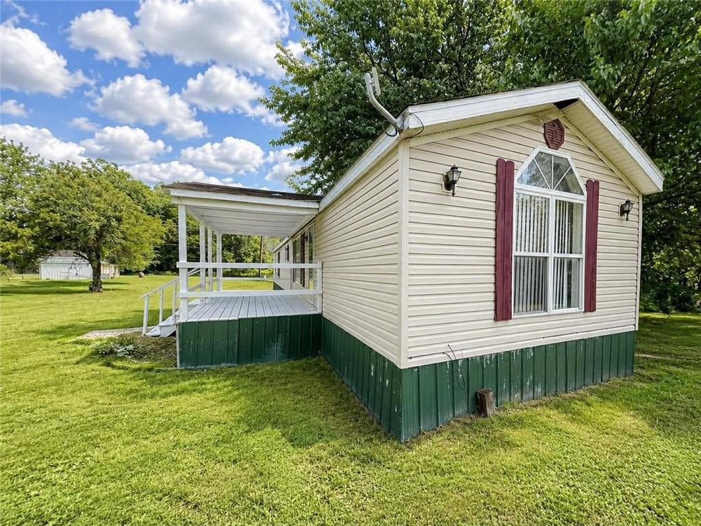 809 West 9th Street Baxter Springs, KS 66713 - Photo 11 of 16