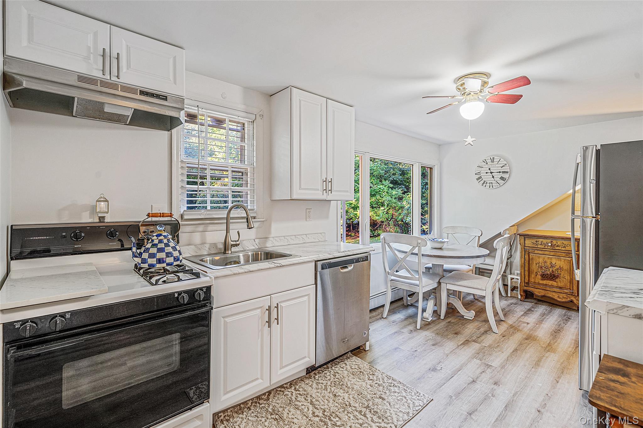 554 Wheeler Road Hauppauge, NY 11788 - Photo 24 of 37 Gallery Image 24