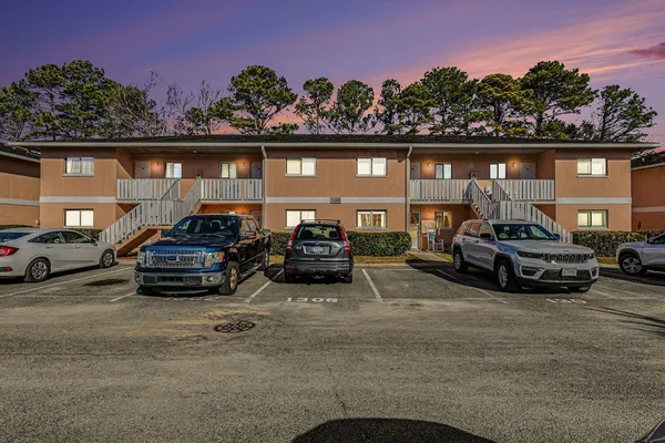 $164,900 | 1101 2nd Avenue North, Unit 1305, Surfside Beach, SC 29575