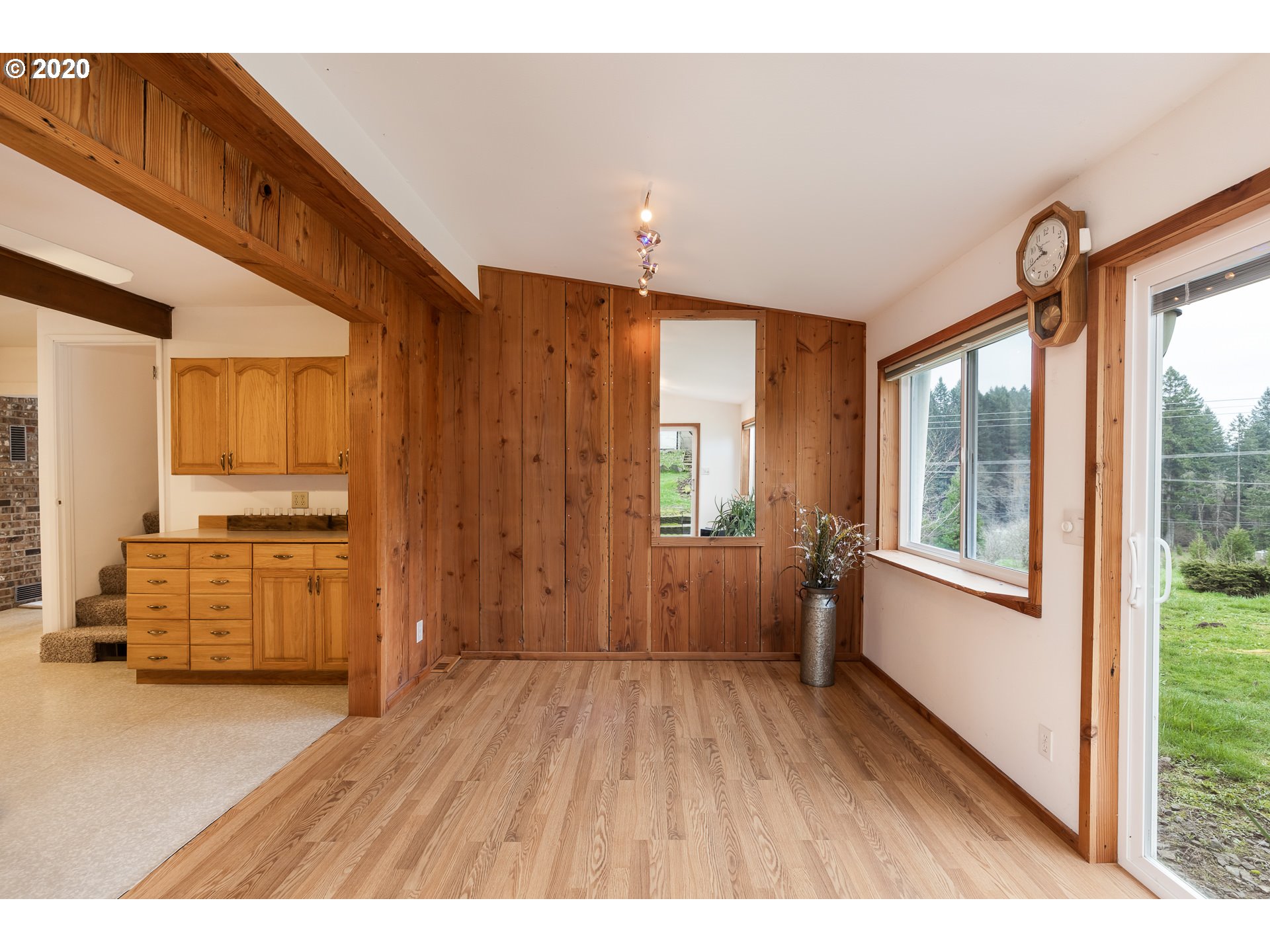 18833 South Henrici Road Oregon City, OR 97045 - Photo 13 of 32 Gallery Image 13