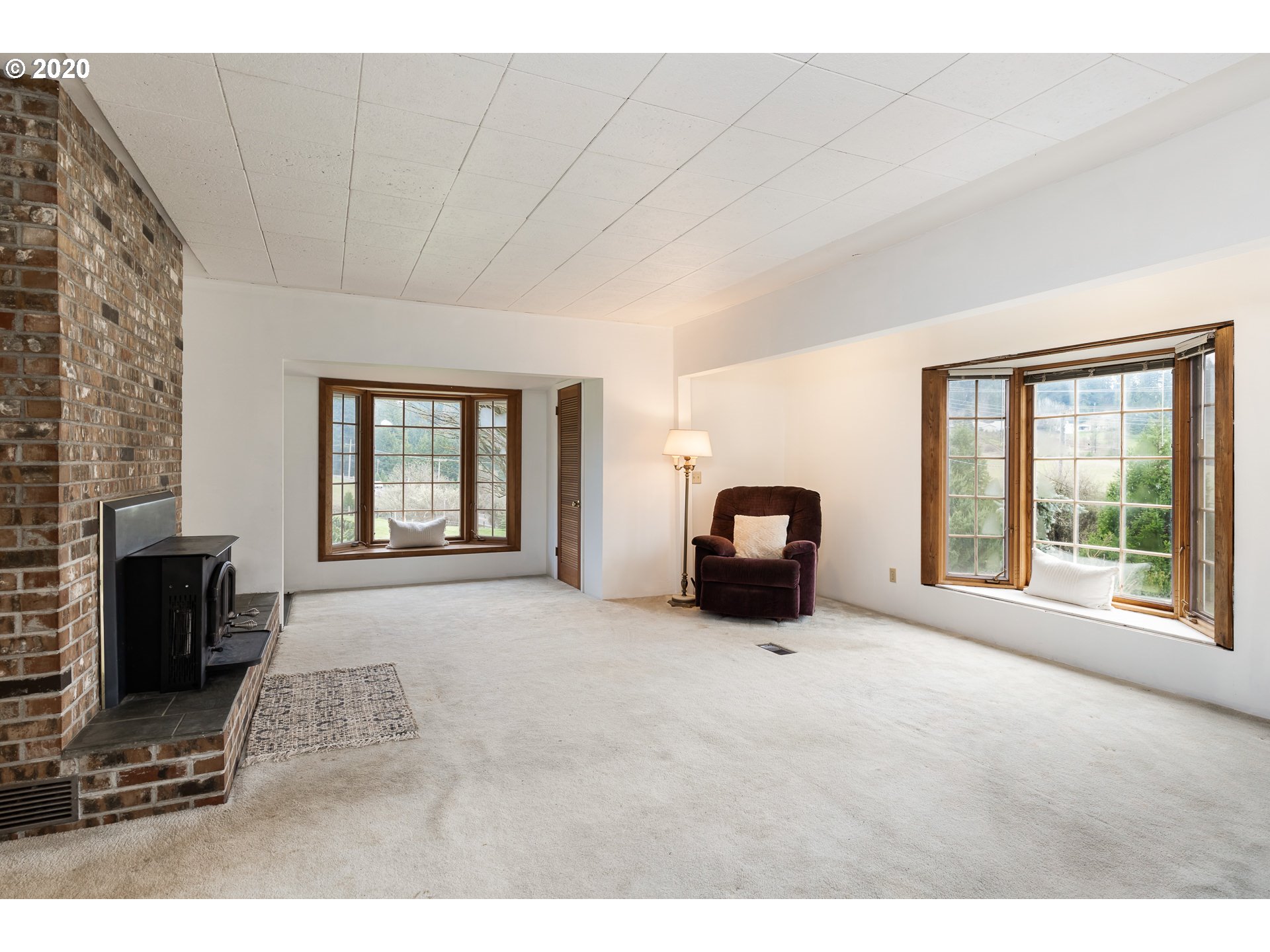 18833 South Henrici Road Oregon City, OR 97045 - Photo 18 of 32 Gallery Image 18