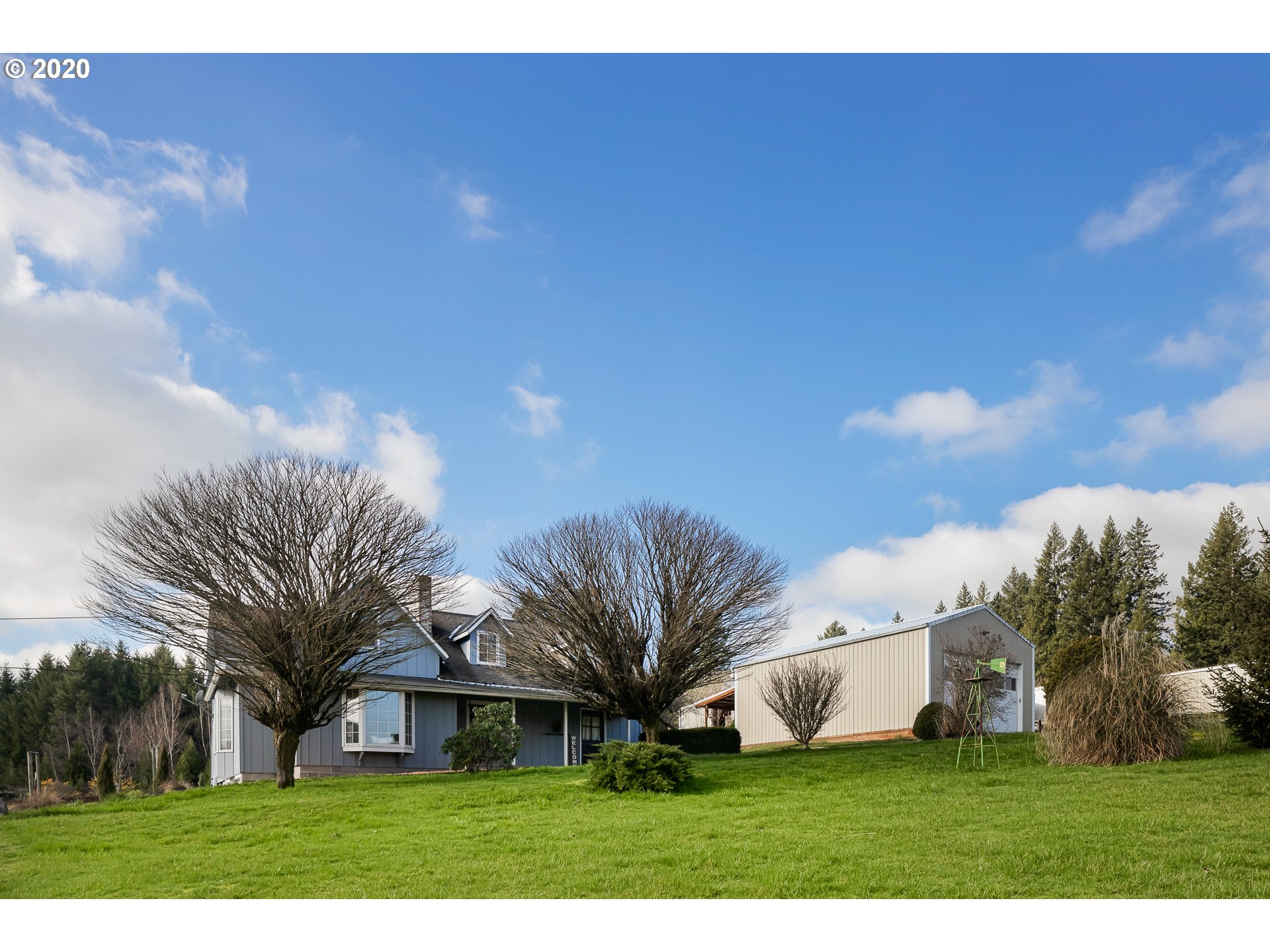 18833 South Henrici Road Oregon City, OR 97045 - Photo 9 of 32 Gallery Image 9