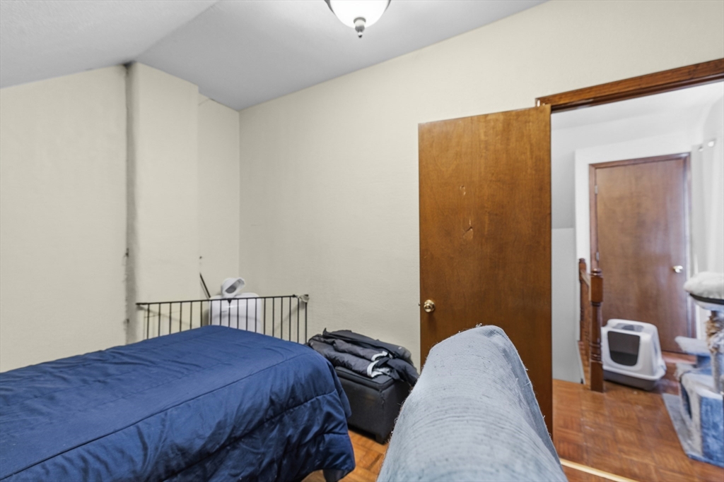 31 Sachem Street Fall River, MA 02724 - Photo 22 of 26