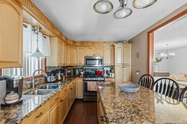 $399,000 | 31 Sachem Street, Fall River, MA 02724