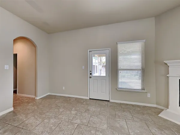 $2,370 | 7446 Durango Creek Drive, Magnolia, TX 77354