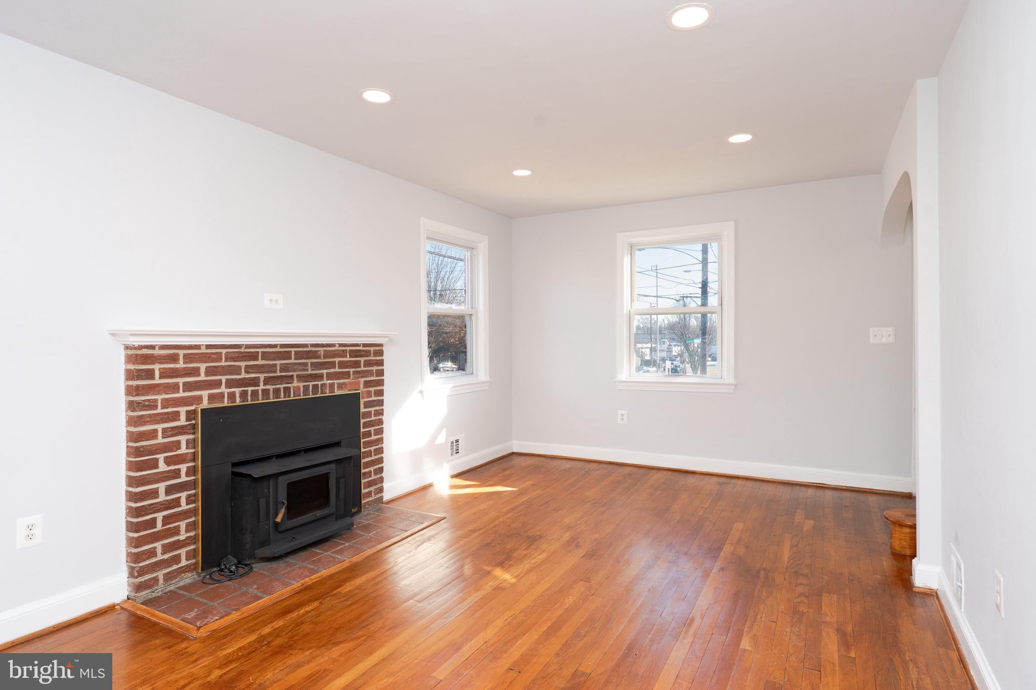 10026 Lorain Avenue Silver Spring, MD 20901 - Photo 7 of 48