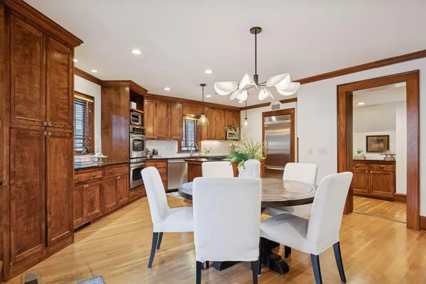 $1,300,000 | 1912 Irving Avenue South, Minneapolis, MN 55403