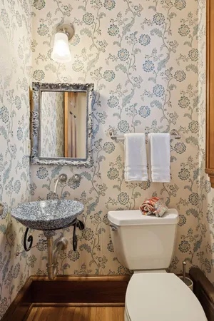 $1,300,000 | 1912 Irving Avenue South, Minneapolis, MN 55403