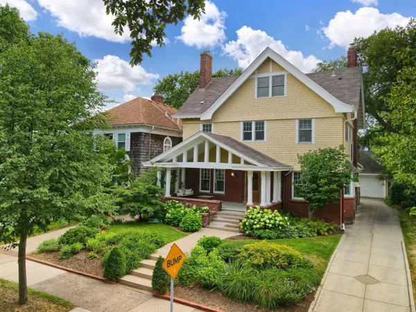 $1,300,000 | 1912 Irving Avenue South, Minneapolis, MN 55403