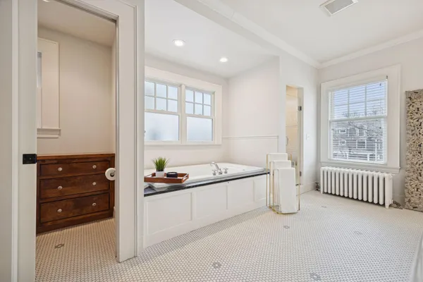 $1,300,000 | 1912 Irving Avenue South, Minneapolis, MN 55403