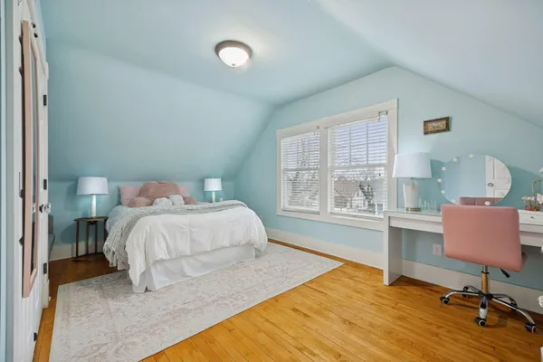 $1,300,000 | 1912 Irving Avenue South, Minneapolis, MN 55403