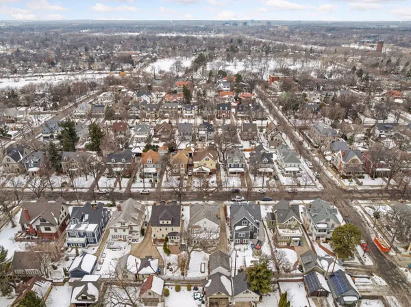 $1,300,000 | 1912 Irving Avenue South, Minneapolis, MN 55403