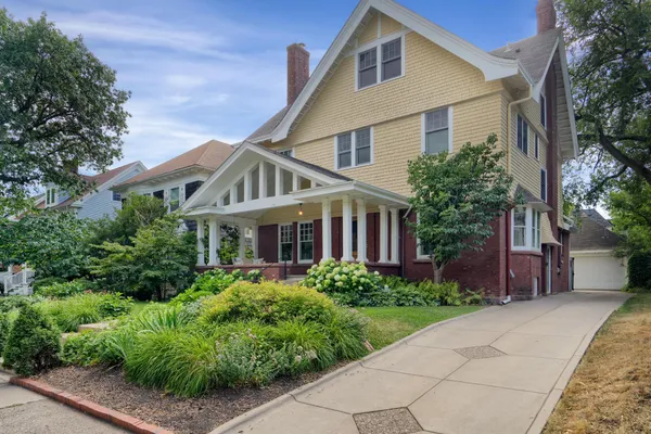 $1,300,000 | 1912 Irving Avenue South, Minneapolis, MN 55403
