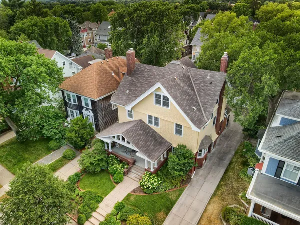 $1,300,000 | 1912 Irving Avenue South, Minneapolis, MN 55403