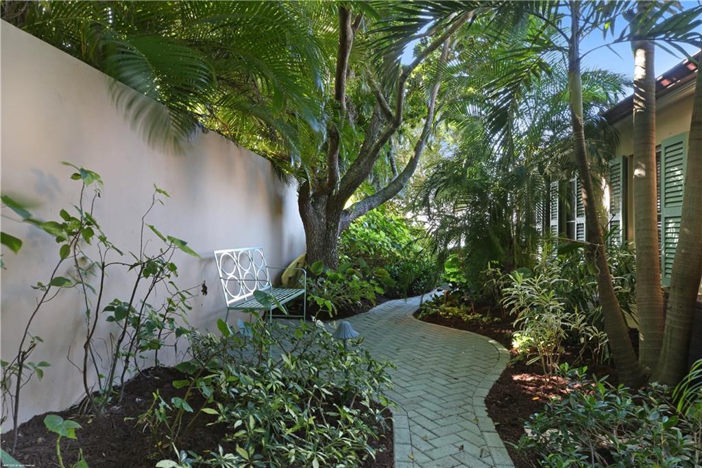 37 West High Point Road Stuart, FL 34996 - Photo 7 of 35 Gallery Image 7