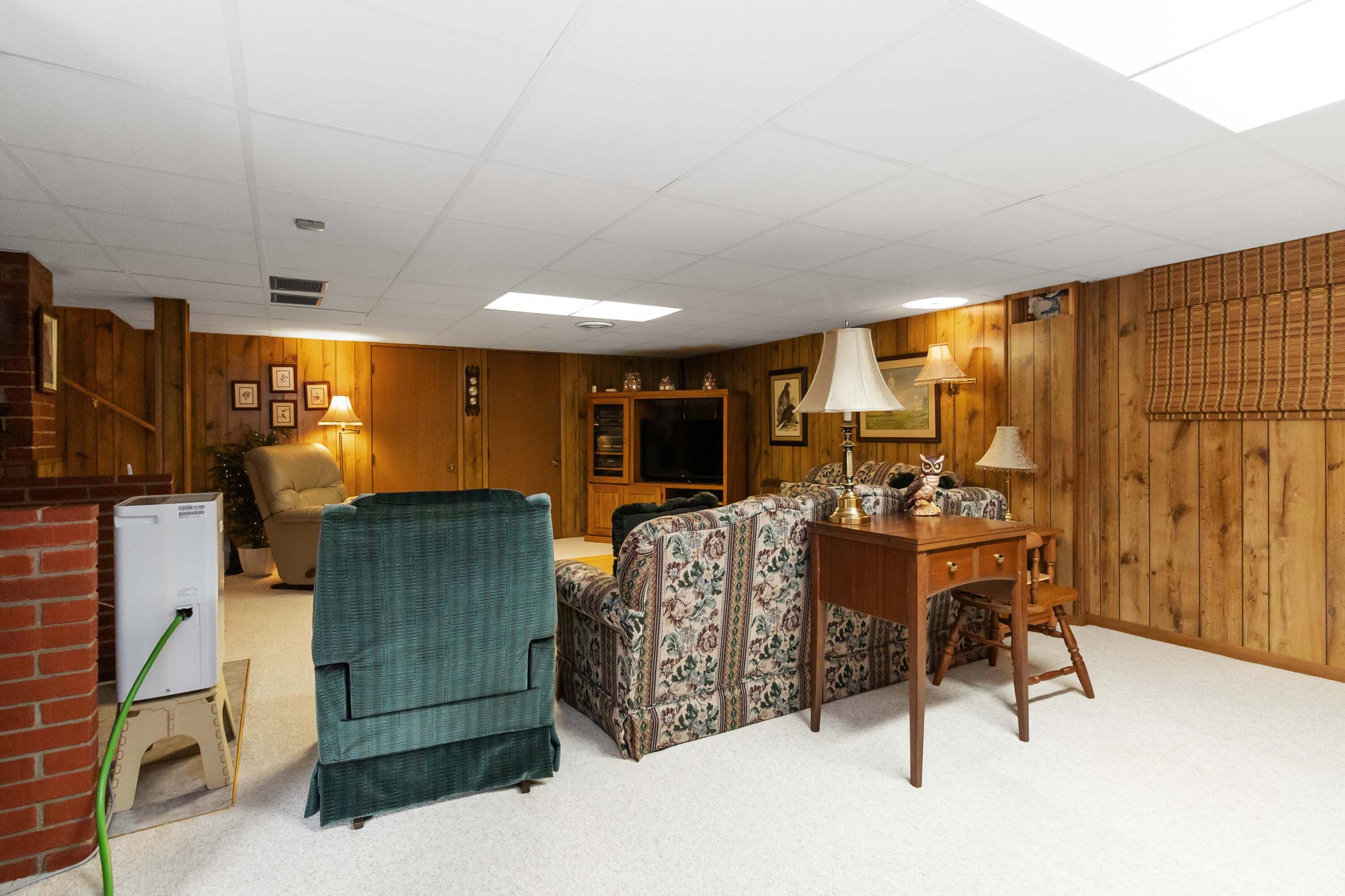 113 Perry Street Science Hill, KY 42553 - Photo 40 of 65 028