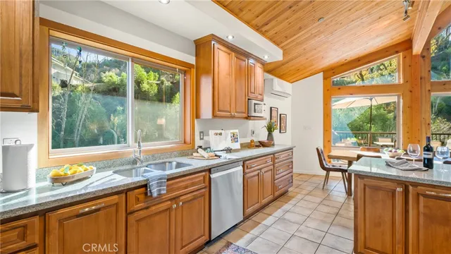 $785,000 | 11081 Van Dorn Reservoir Road, Middletown, CA 95461