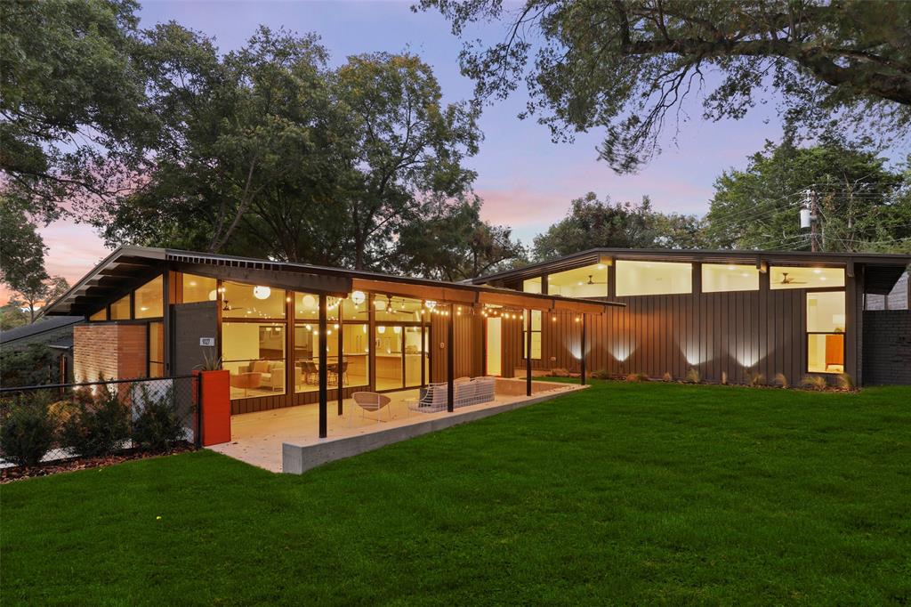 a view of building with garden