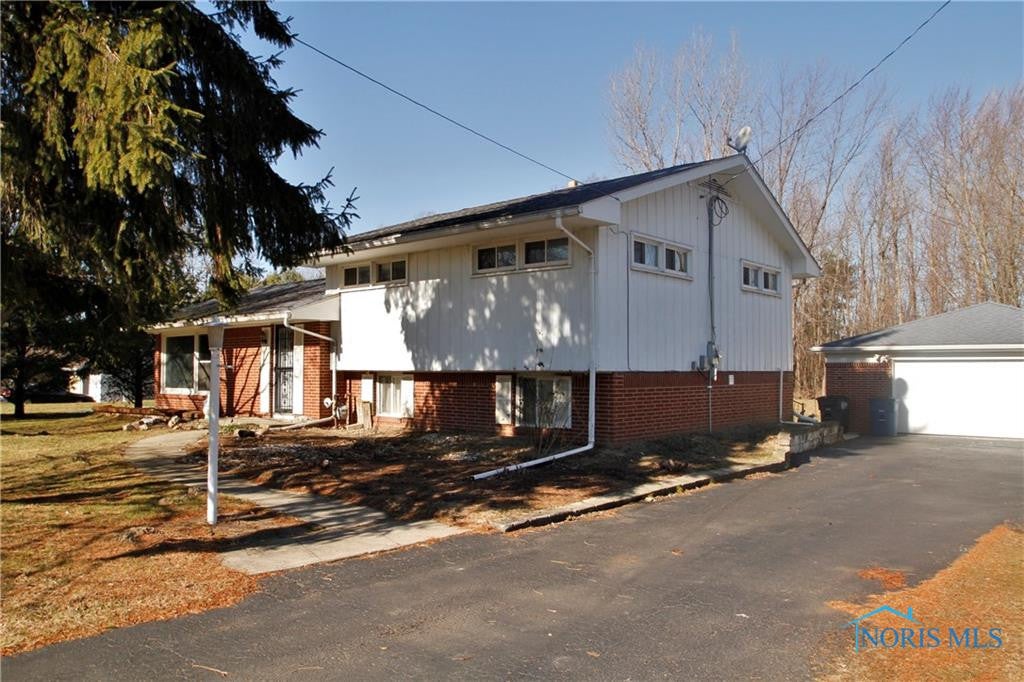 506 West State Line Road Toledo, OH 43612 - Photo 2 of 40 Gallery Image 2