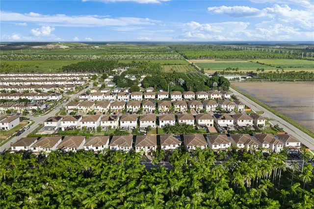 $3,700 | 25557 Southwest 109th Avenue, Unit 25557, Homestead, FL 33032