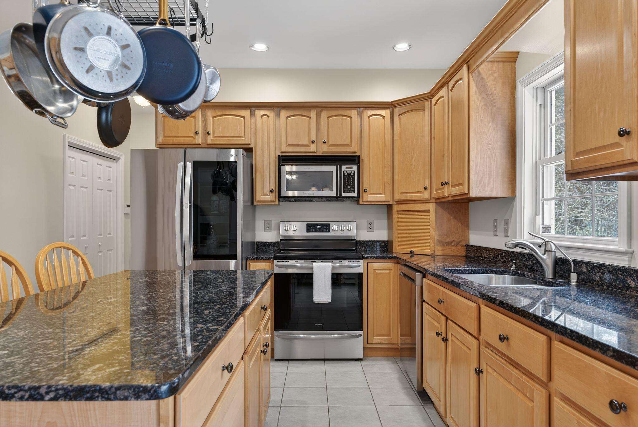 39 Hunter Road Freeport, ME 04032 - Photo 22 of 59 47_DSC00578