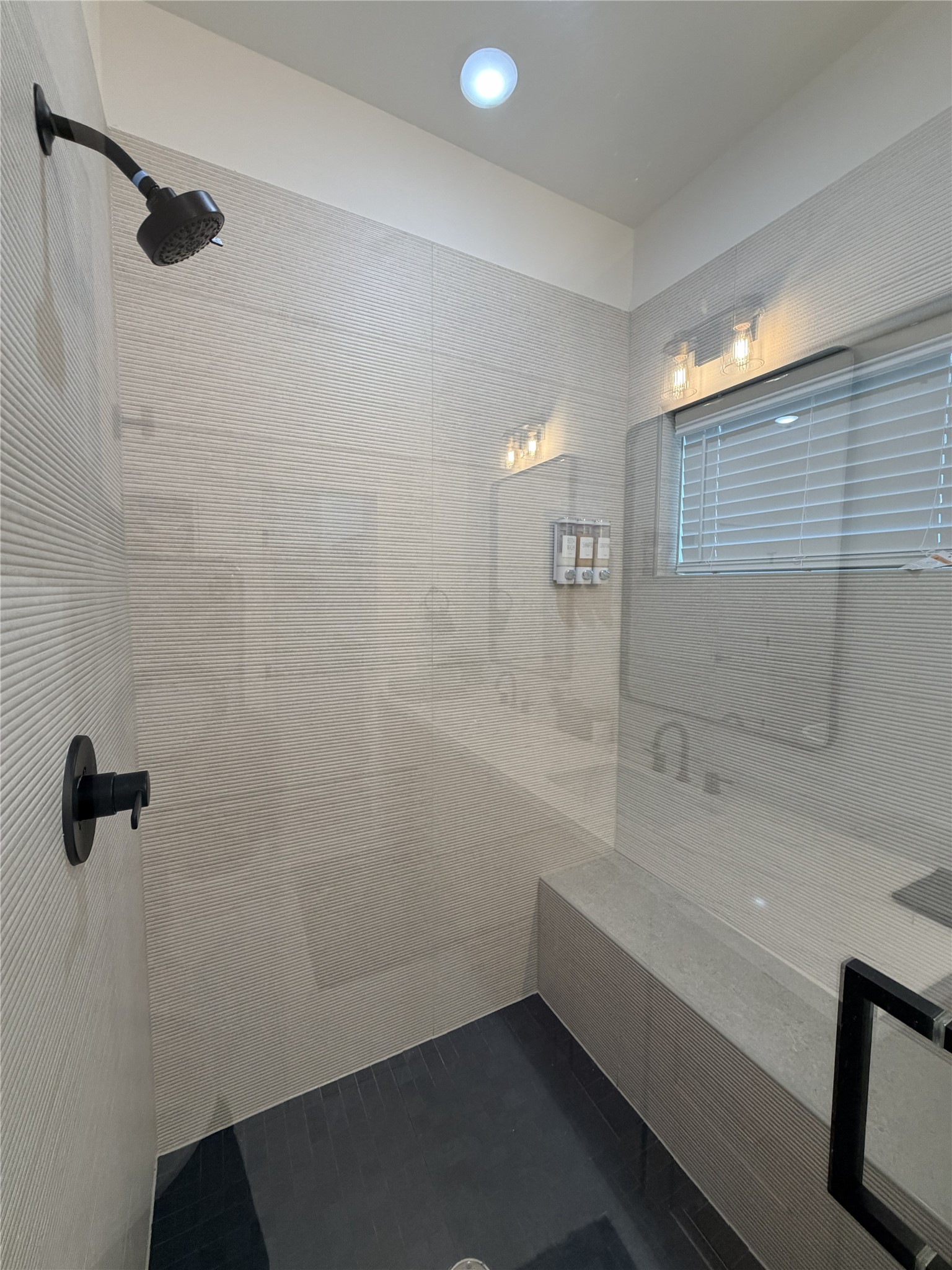 2706 Cochran Street Houston, TX 77009 - Photo 20 of 39