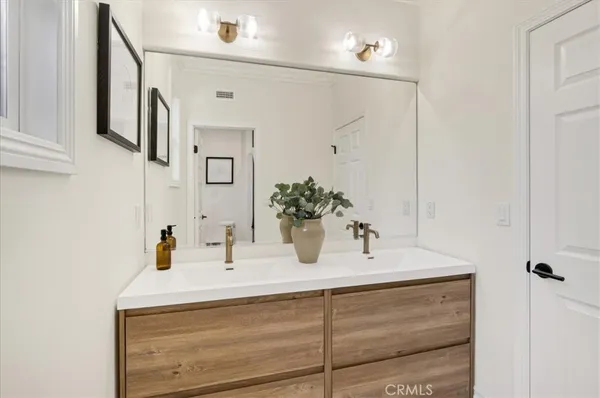$2,188,000 | 12 Via Cancion, San Clemente, CA 92673