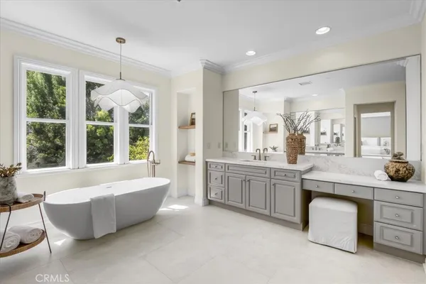 $2,188,000 | 12 Via Cancion, San Clemente, CA 92673