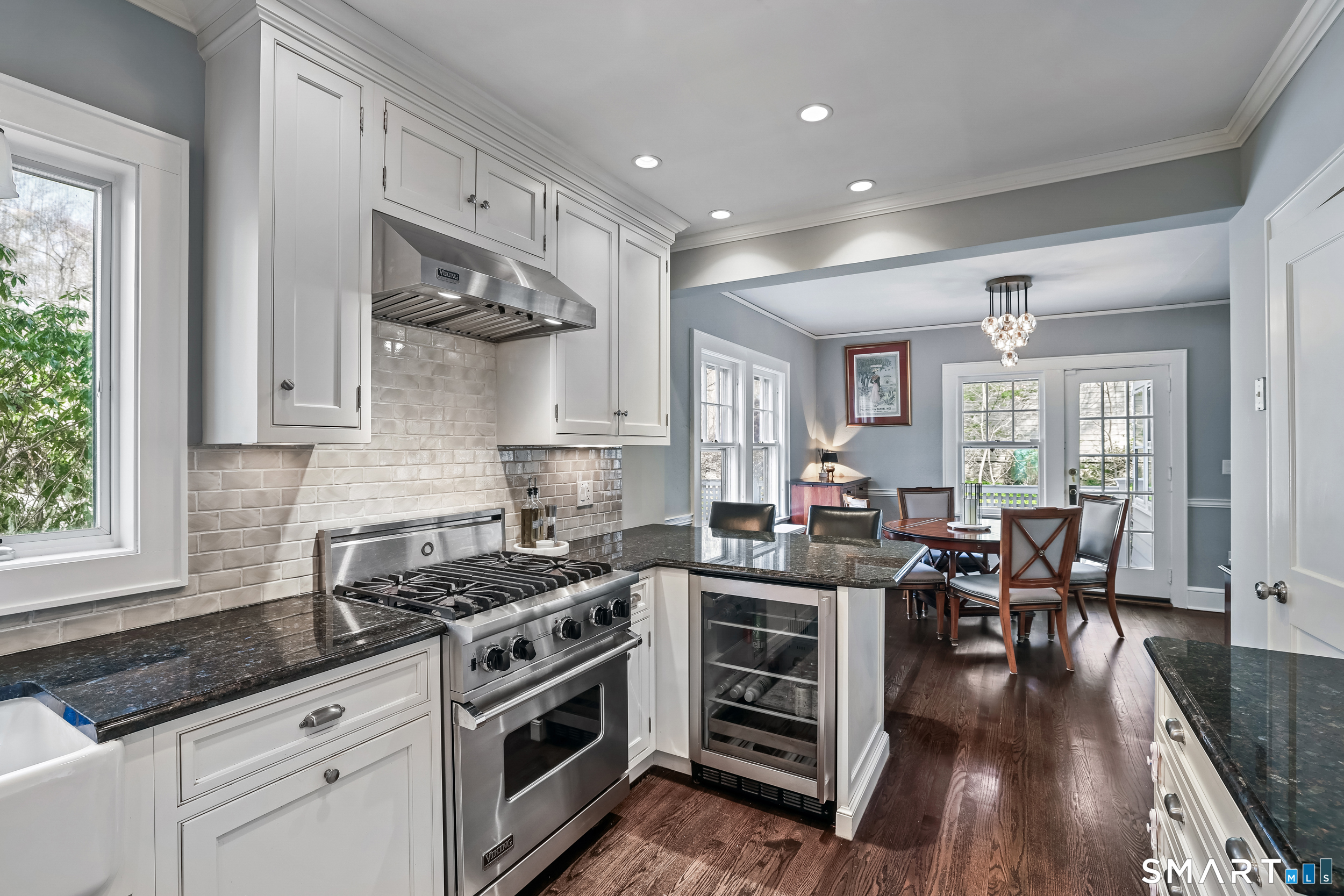 401 Jelliff Mill Road New Canaan, CT 06840 - Photo 10 of 28