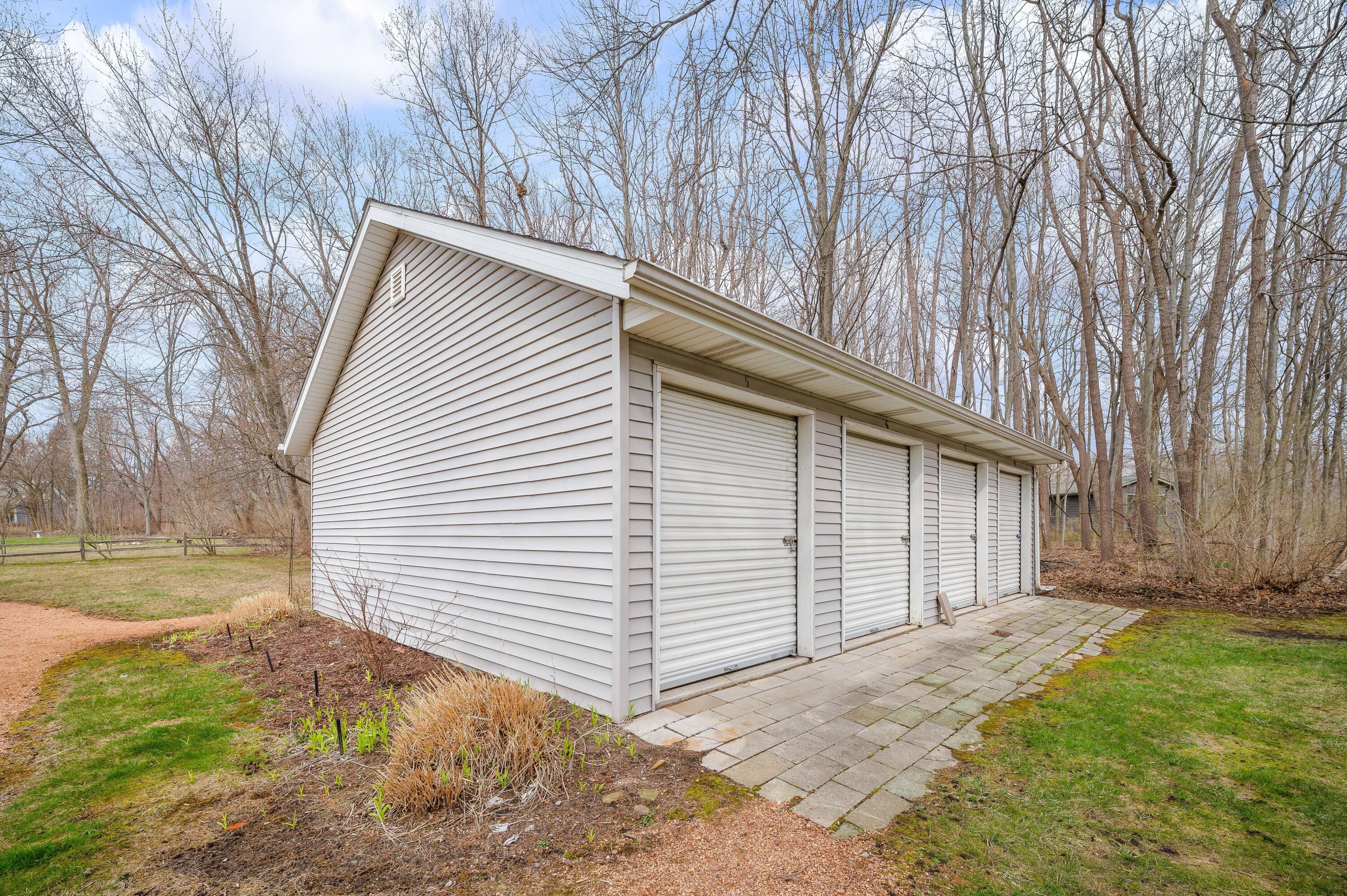 15577 Victor Road, Unit 5 Union Pier, MI 49129 - Photo 22 of 25 31DSC_8719