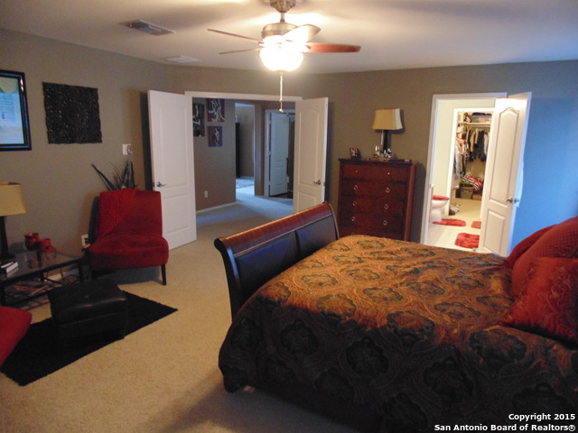 10903 Fox Crest Live Oak, TX 78233 - Photo 18 of 25