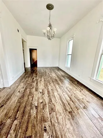 a view of an empty room and window