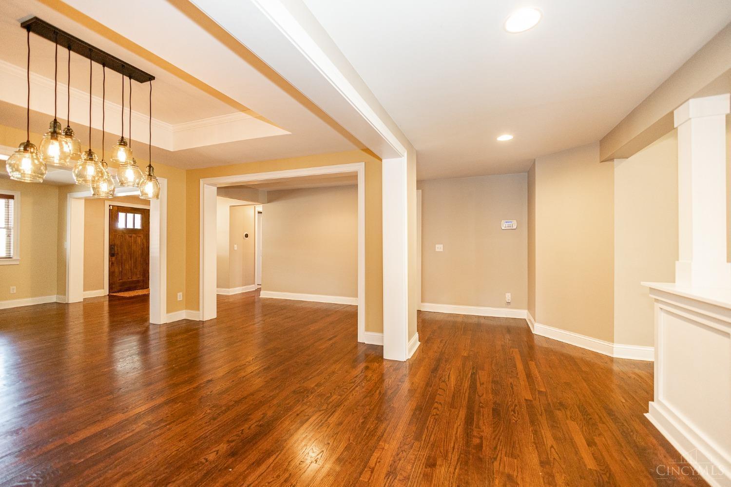 9740 Zig Zag Road Cincinnati, OH 45242 - Photo 5 of 41