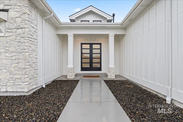 $919,900 | 6963 North Cairnhill Way, Eagle, ID 83616