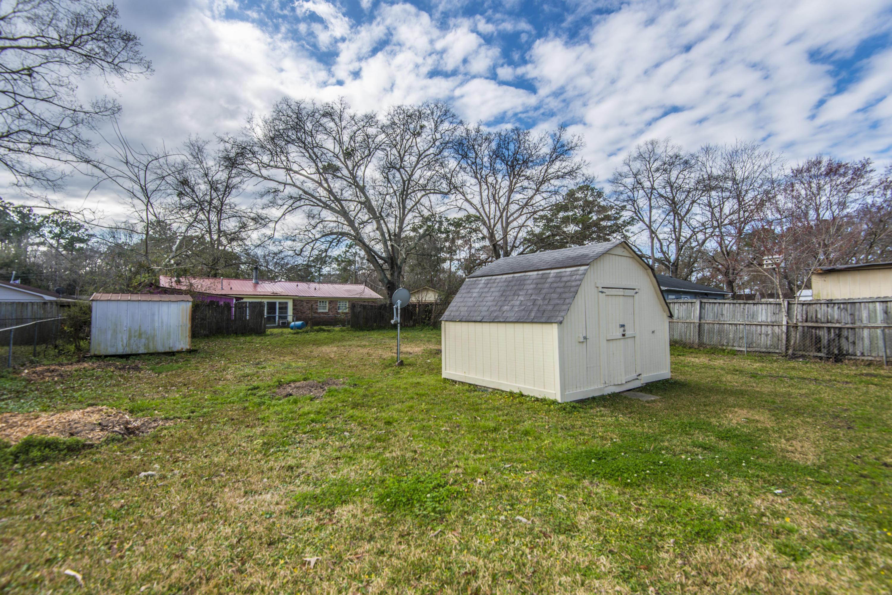 218 Arbor Road Summerville, SC 29485 - Photo 11 of 24 _DSC3437