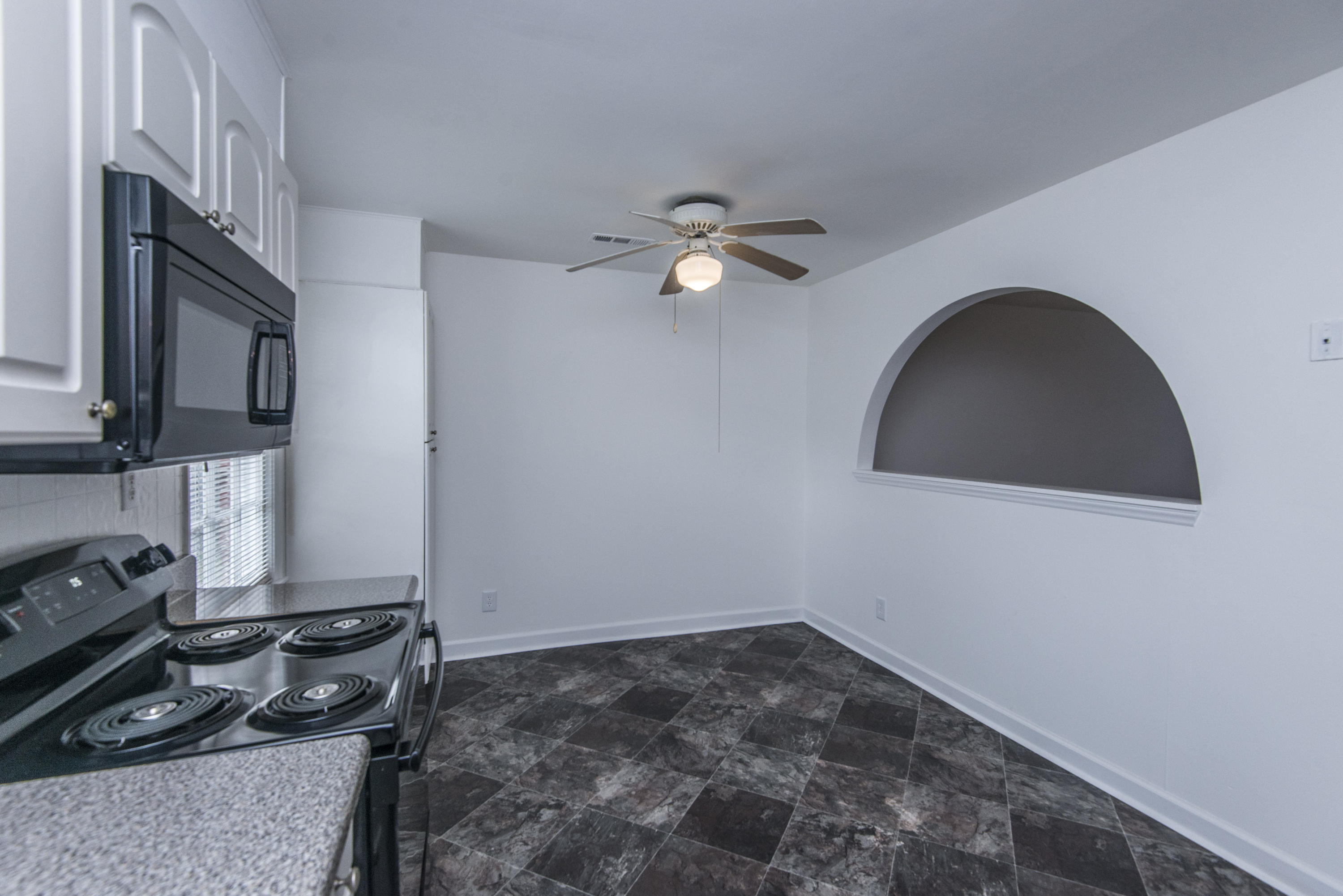 218 Arbor Road Summerville, SC 29485 - Photo 15 of 24 _DSC3452