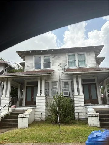 $2,400 | 2010 Broadway Street, New Orleans, LA 70118