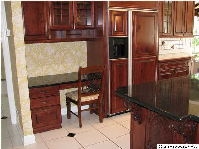 9 Hastings Road Holmdel, NJ 07733 - Photo 5 of 11 Additional Photo
