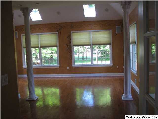 9 Hastings Road Holmdel, NJ 07733 - Photo 7 of 11 Additional Photo