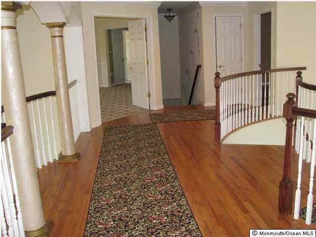 9 Hastings Road Holmdel, NJ 07733 - Photo 8 of 11 Additional Photo