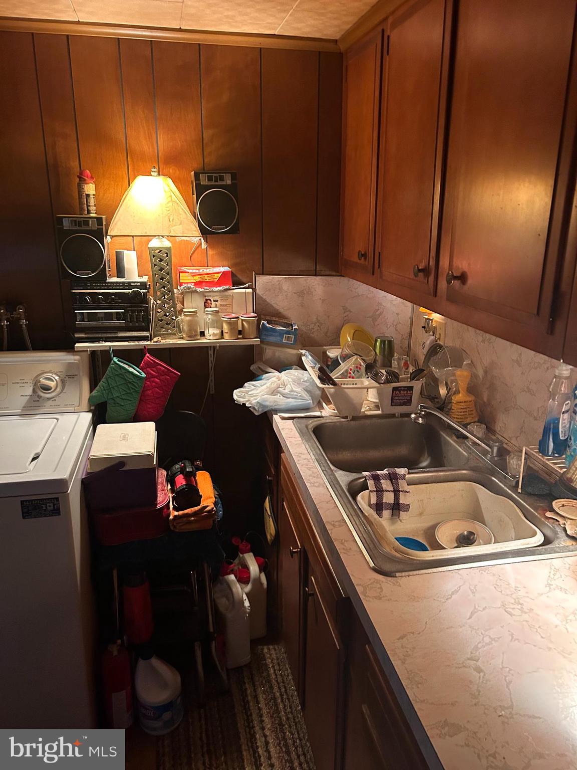 1113 Elm Street Reading, PA 19604 - Photo 9 of 25