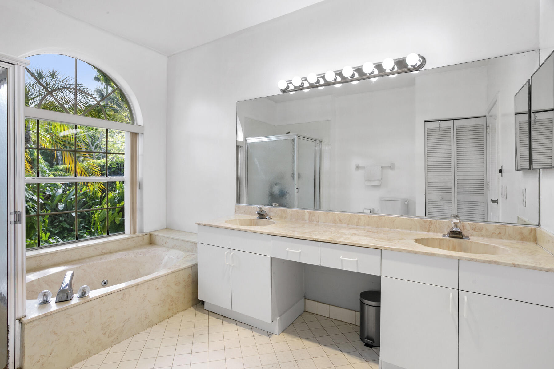 20335 Tierra Del Sol Court Boca Raton, FL 33498 - Photo 18 of 51 Primary Bath