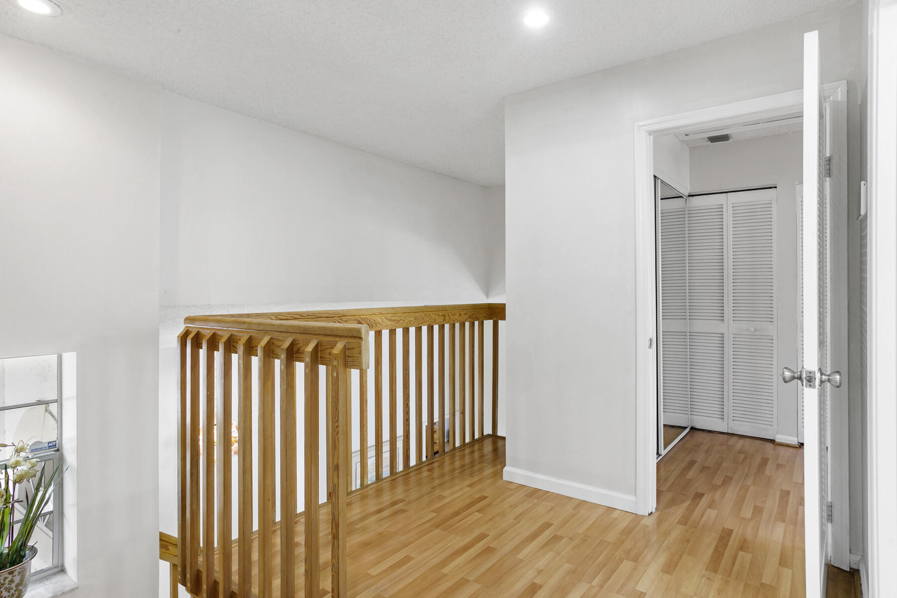 20335 Tierra Del Sol Court Boca Raton, FL 33498 - Photo 27 of 51 Upstairs Landing